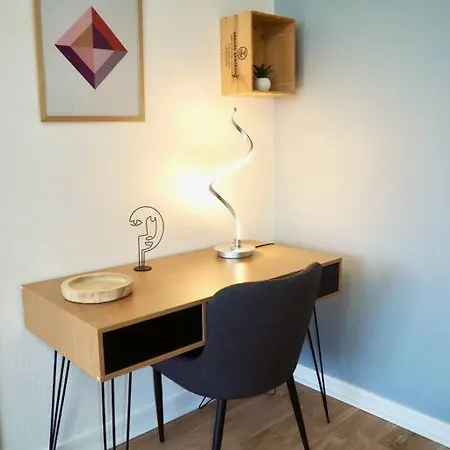 Khara - Sils Apartment Caen